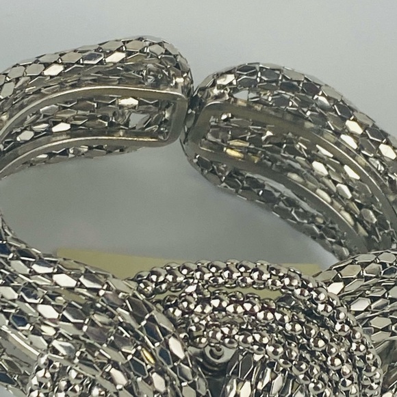 Infinity Knot Triple Strand Fashionable In Silver Bracelet NWT - Picture 3 of 6